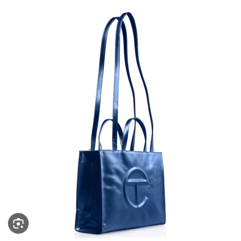 Medium Telfar Bag in Cobalt Blue